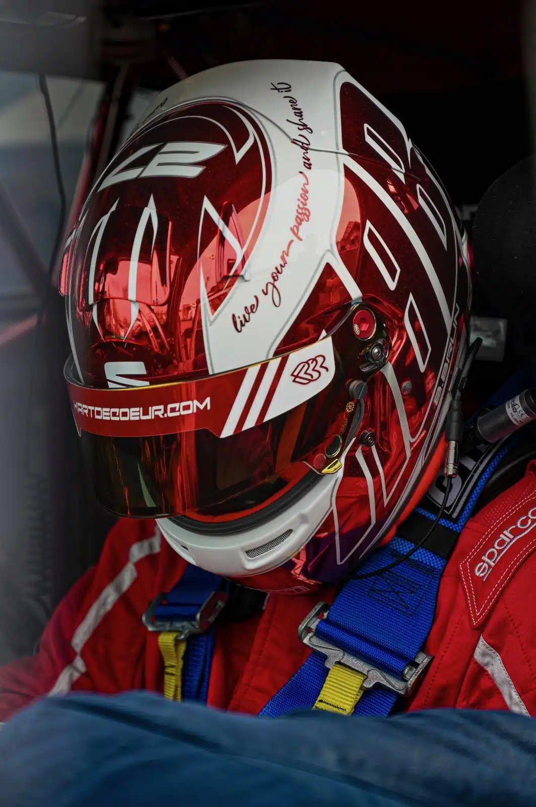 Casque BBR Baptiste au volant de la SEAT