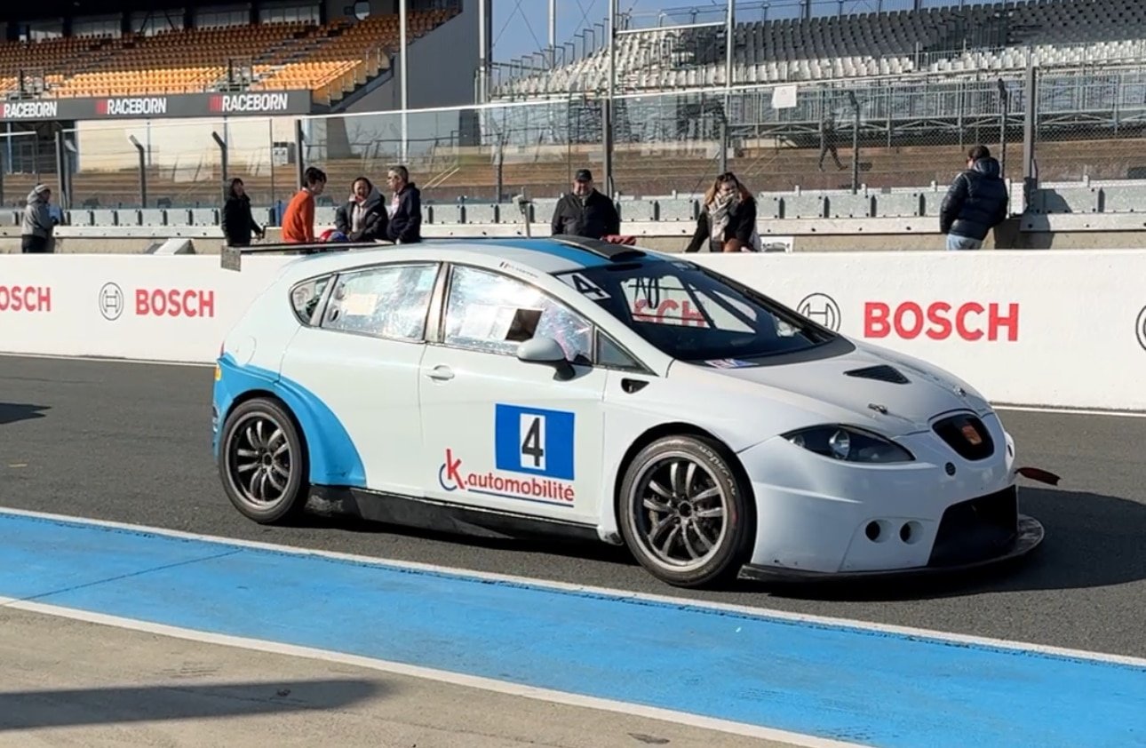 Magny-cours pit lane